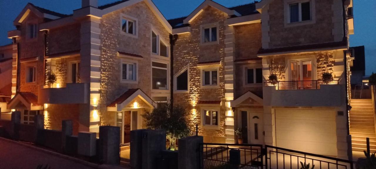 42° North Apartments Tivat Buitenkant foto